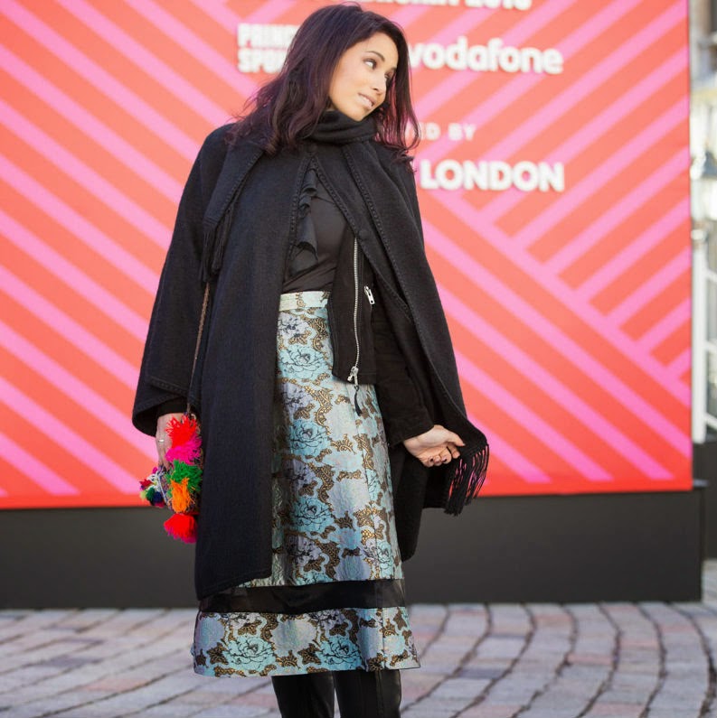 Outfit Post : A SKIRT Goes to London Fashion Week - Caroline's Fashion ...